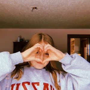 Meet your Posher, Clara